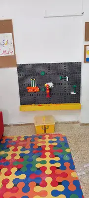 לוח פעילות לבניה גלגלי שיניים- משחט לוח קיר לגיגו <BR> ערכה של 205 חלקים עם 16 לוחות