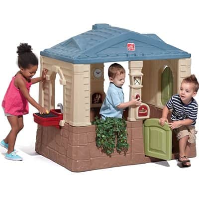 בית ארבע עונות עם גריל