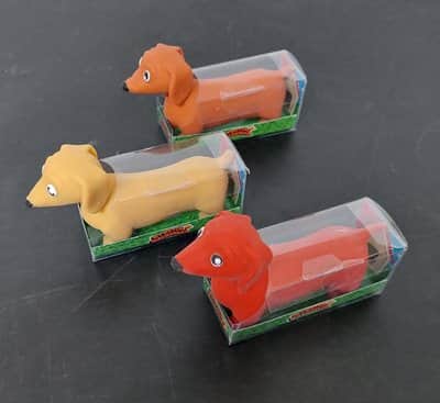 כלב חול נמתח וגמיש