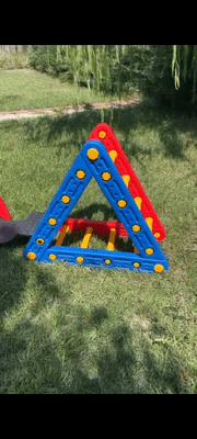 משולש שיווי משקל <BR> בחר אפשרות הרחבה