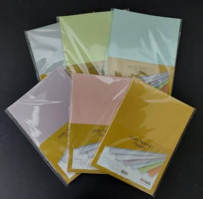 50 דפי בריסטול פנינה A4 <BR> בחר צבע
