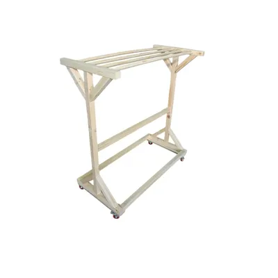 קולב תחפושות