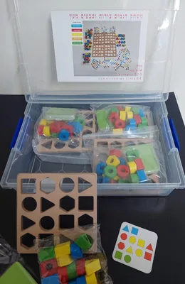 משחק מעץ דגמים צורות וצבעים+ כרטיסיות <BR> 4 משתתפים